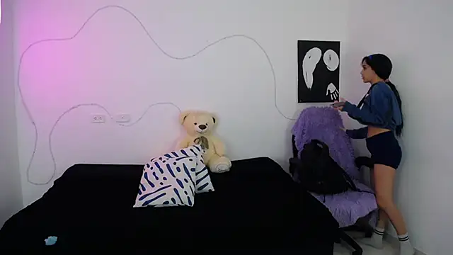 Snapshot of 2006_tgn chatting on May 2, 12:10 pm 2006 tgn online show from May 2, 12:10 pm