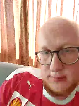 Snapshot of geilerd122 chatting on September 15, 2:06 pm geilerd122 online show from September 15, 2:06 pm