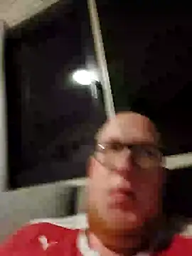 Snapshot of geilerd122 chatting on September 26, 10:14 pm geilerd122 online show from September 26, 10:14 pm