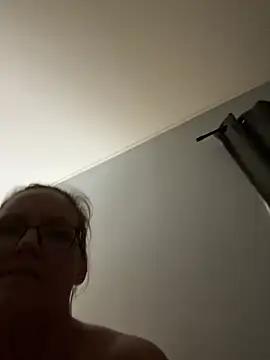 Sweetandsexy84 online show from February 14, 9:50 am