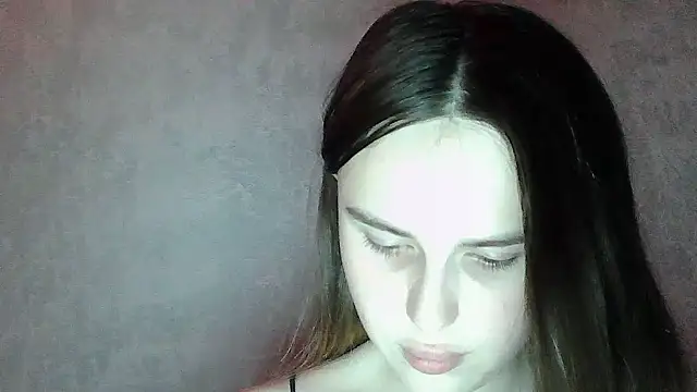 Snapshot of SweetLoraa chatting on July 7, 7:51 pm SweetLoraa online show from July 7, 7:51 pm