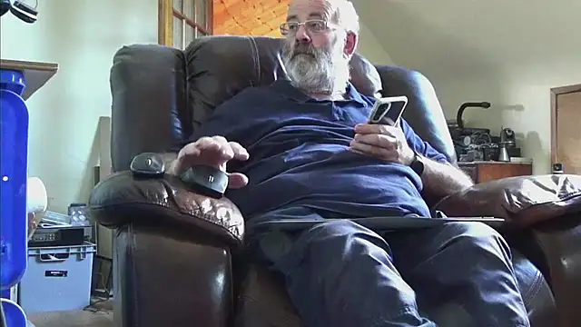 janzer13 online show from September 22, 1:13 pm