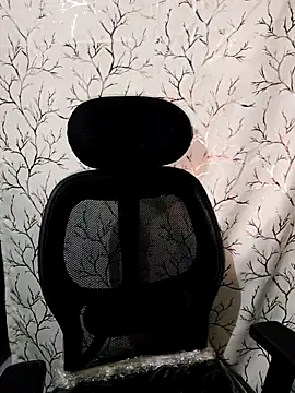 Crystil love-21 online show from April 9, 8:53 am