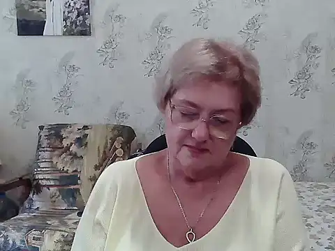 Snapshot of Renata62011 chatting on September 10, 11:10 am Renata62011 online show from September 10, 11:10 am
