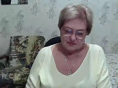 Snapshot of Renata62011 chatting on September 12, 2:55 am Renata62011 online show from September 12, 2:55 am