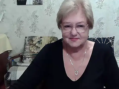 Snapshot of Renata62011 chatting on September 17, 3:30 am Renata62011 online show from September 17, 3:30 am