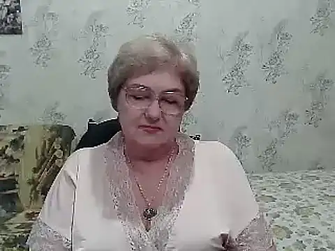 Snapshot of Renata62011 chatting on October 10, 11:53 am Renata62011 online show from October 10, 11:53 am