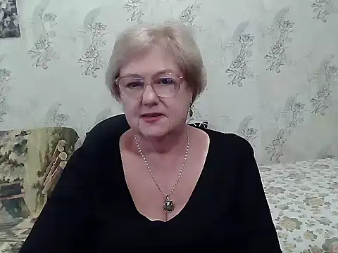 Snapshot of Renata62011 chatting on October 17, 11:46 am Renata62011 online show from October 17, 11:46 am
