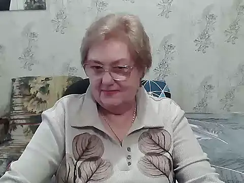 Snapshot of Renata62011 chatting on November 20, 12:49 pm Renata62011 online show from November 20, 12:49 pm