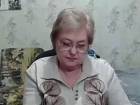 Snapshot of Renata62011 chatting on December 5, 6:04 pm Renata62011 online show from December 5, 6:04 pm