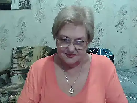 Snapshot of Renata62011 chatting on December 14, 1:49 pm Renata62011 online show from December 14, 1:49 pm