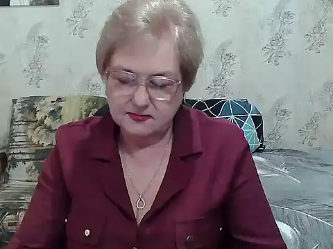 Snapshot of Renata62011 chatting on February 2, 1:54 pm Renata62011 online show from February 2, 1:54 pm