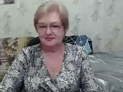 Snapshot of Renata62011 chatting on February 4, 2:12 pm Renata62011 online show from February 4, 2:12 pm
