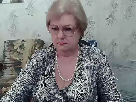 Snapshot of Renata62011 chatting on February 14, 1:08 pm Renata62011 online show from February 14, 1:08 pm