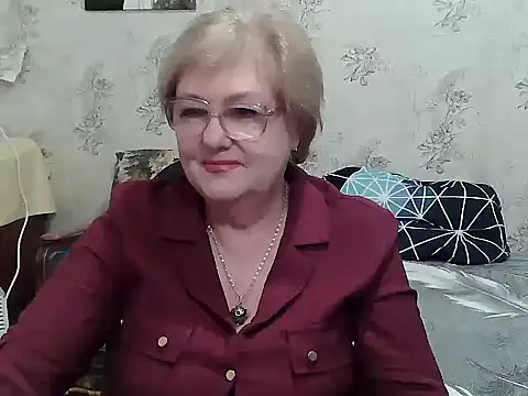 Snapshot of Renata62011 chatting on February 20, 1:22 pm Renata62011 online show from February 20, 1:22 pm