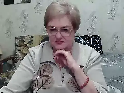 Snapshot of Renata62011 chatting on February 26, 6:18 pm Renata62011 online show from February 26, 6:18 pm