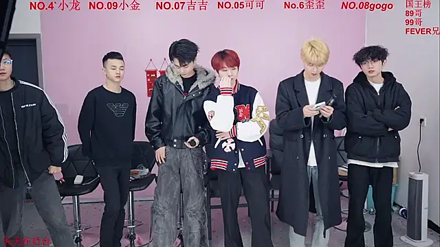 Beautifulboys-777 online show from January 8, 11:23 am