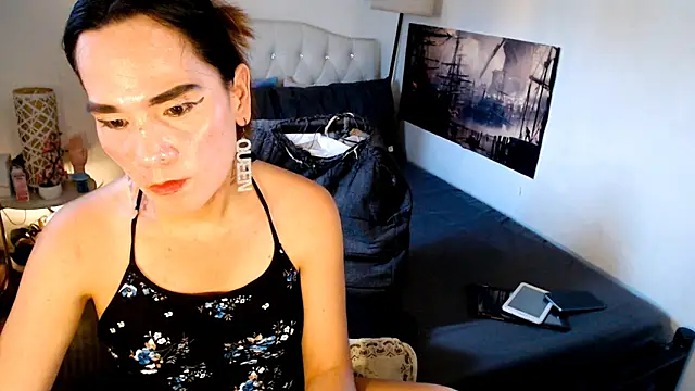 NinaDOM4CUM online show from May 15, 11:01 pm