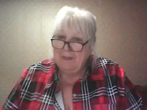 Alexia64231 online show from March 17, 6:44 pm