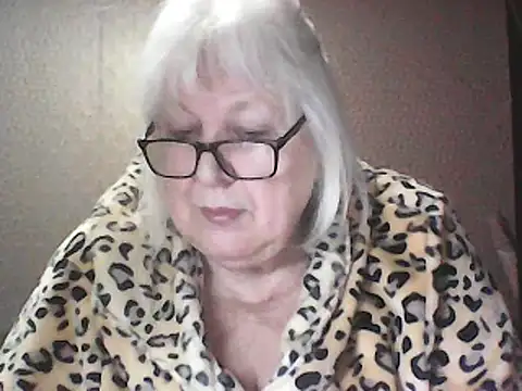 Alexia64231 online show from April 11, 12:26 am