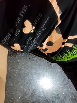 Bhabi-Hot0 online show from April 8, 1:00 pm