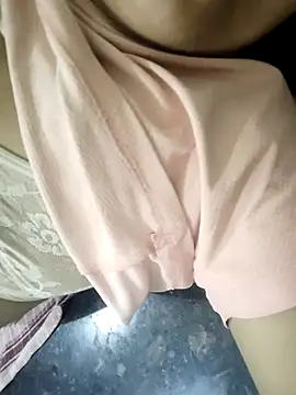 Bhabi-Hot0 online show from May 6, 10:26 pm