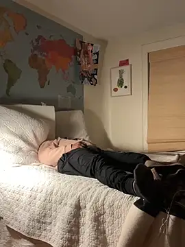 Snapshot of jrnice8tsix chatting on April 11, 7:45 am jrnice8tsix online show from April 11, 7:45 am