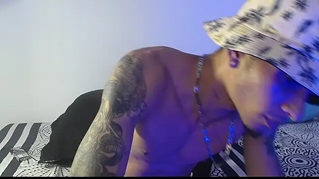 Daniel laverde online show from September 20, 7:04 pm