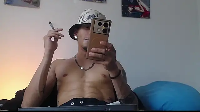 Daniel laverde online show from October 17, 6:21 pm