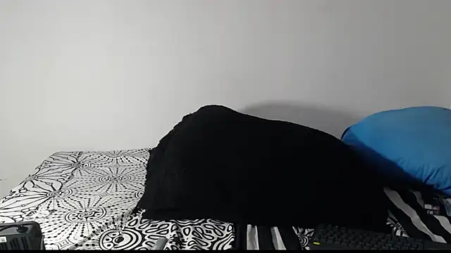 Daniel laverde online show from October 19, 8:42 pm