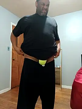 Snapshot of funandfreakyguy_97 chatting on March 3, 10:32 am funandfreakyguy 97 online show from March 3, 10:32 am