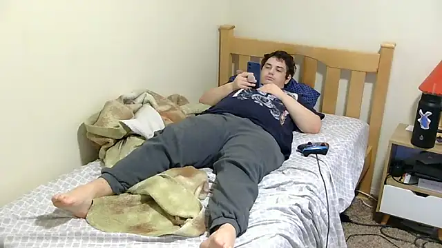 Breyyyyyyyy online show from November 3, 10:42 pm