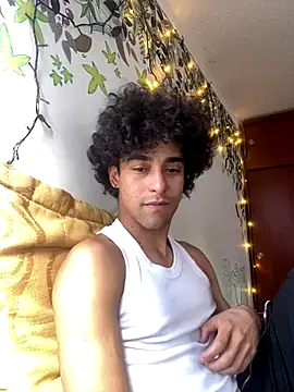 Oliver 11Ed online show from December 13, 9:31 pm