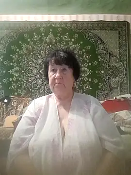 CrystalLime6411 online show from September 12, 2:28 pm