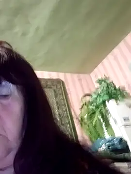 CrystalLime6411 online show from January 6, 5:49 pm