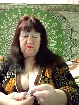 CrystalLime6411 online show from January 14, 6:02 pm