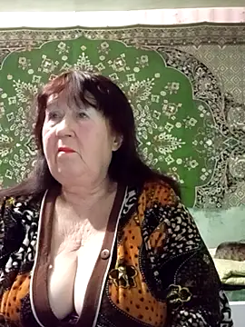 CrystalLime6411 online show from February 3, 6:02 pm