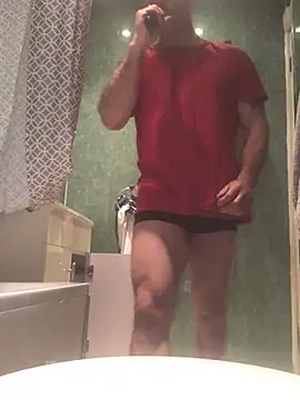 Snapshot of Andremann69 chatting on March 13, 6:47 pm Andremann69 online show from March 13, 6:47 pm