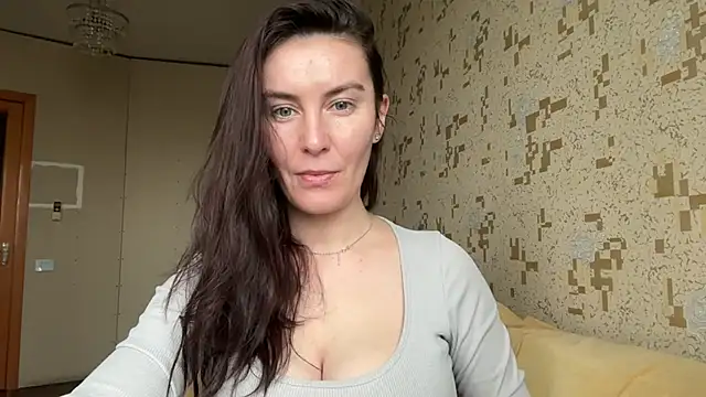 KatalinaQE online show from February 5, 8:52 am