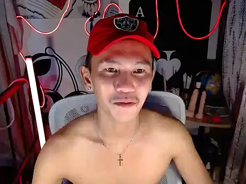 RalfAsian25 online show from February 11, 5:29 pm