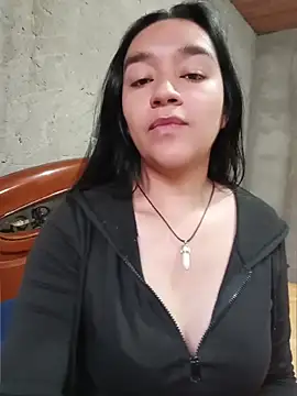 Williams Hera online show from April 22, 10:55 pm