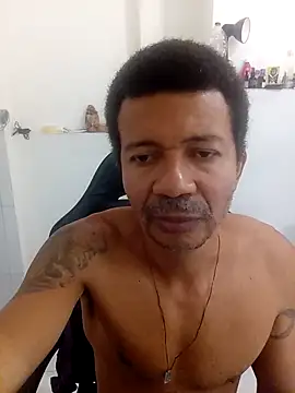 moreno25centimetro online show from September 19, 1:45 pm