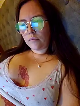 curvy cute ashley online show from October 3, 7:44 pm