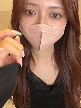 Snapshot of misa_mo chatting on April 8, 1:11 pm misa mo online show from April 8, 1:11 pm