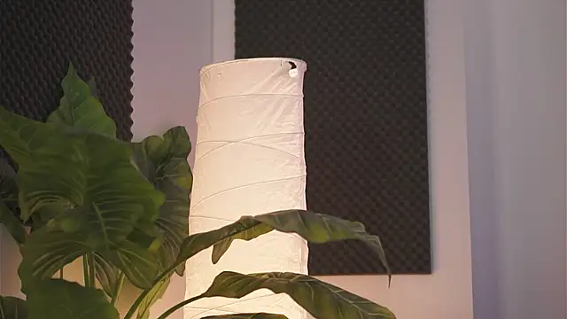 KyssaraPlay online show from October 1, 6:03 pm