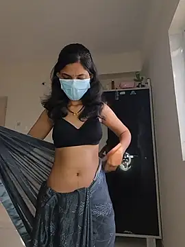 Shivani2002 online show from May 31, 2:53 am