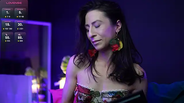 RubyRosa online show from October 10, 8:30 pm