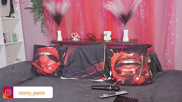 Tasty pants online show from May 29, 5:44 pm