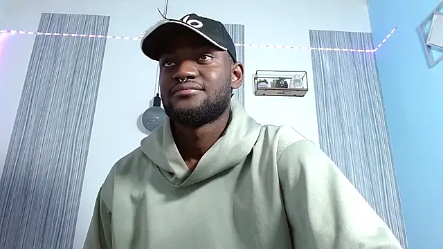 eebony stallion online show from October 25, 3:25 am