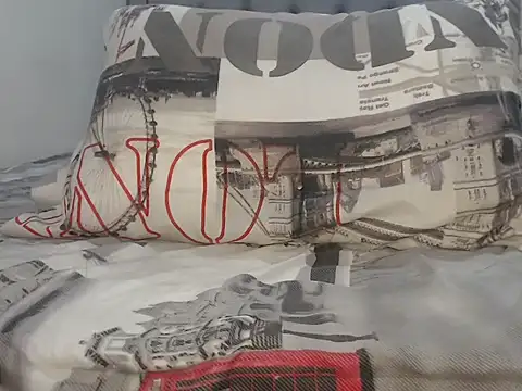 nahomibeckers online show from November 29, 5:05 pm